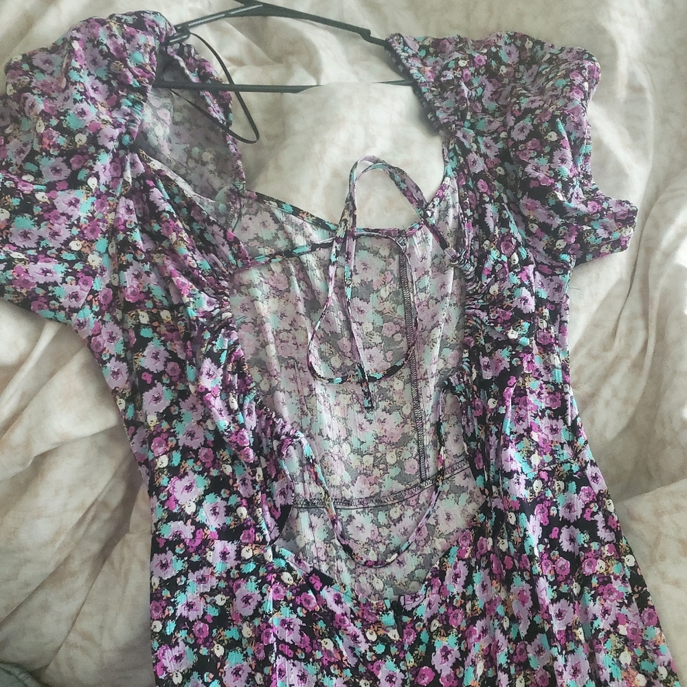 dress - Picture 5 of 8